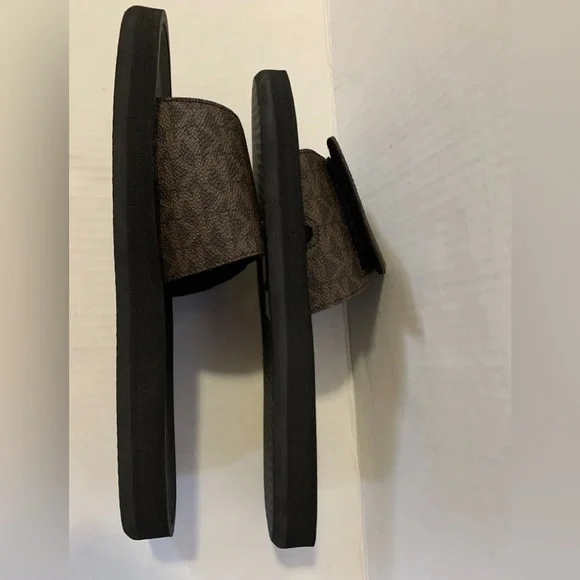 NWOT 🤎 MICHAEL KORS slides Womens Sandals Brown - Picture 8 of 11
